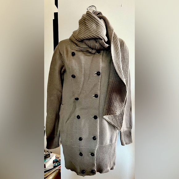 Wool Cardigan - Picture 3 of 4